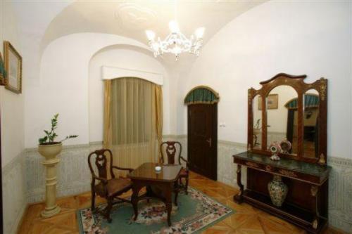 Teleki-Degenfeld Kastelyszallo Szirák Kamer foto
