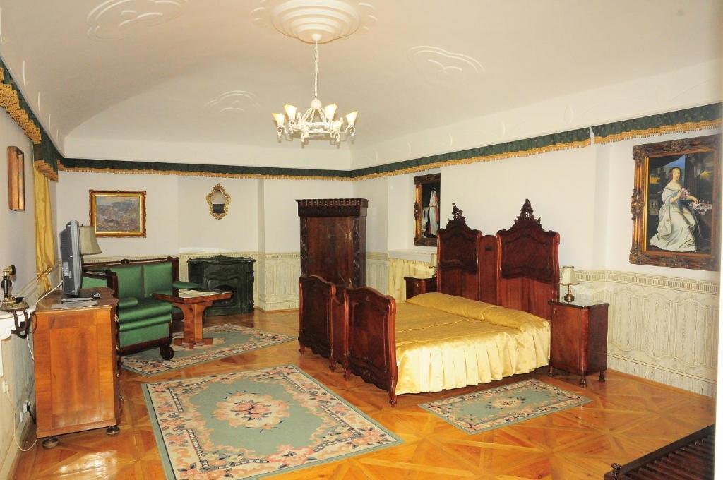 Teleki-Degenfeld Kastelyszallo Szirák Kamer foto