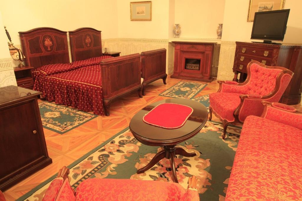 Teleki-Degenfeld Kastelyszallo Szirák Kamer foto
